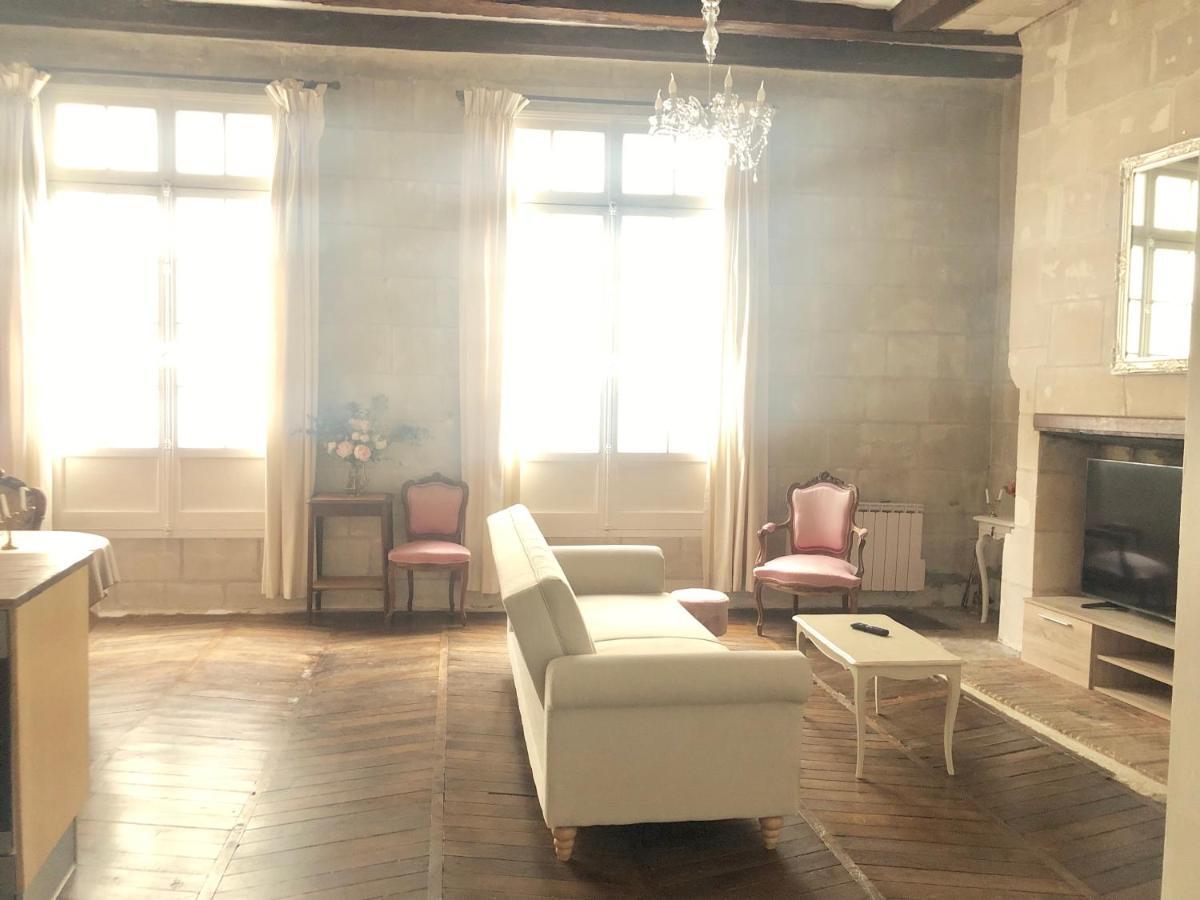 Апартаменты Charme D'Ancien Au Coeur De Vieux-Тур Экстерьер фото